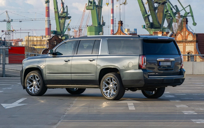 GMC Yukon cena 229000 przebieg: 49000, rok produkcji 2020 z Warszawa małe 667